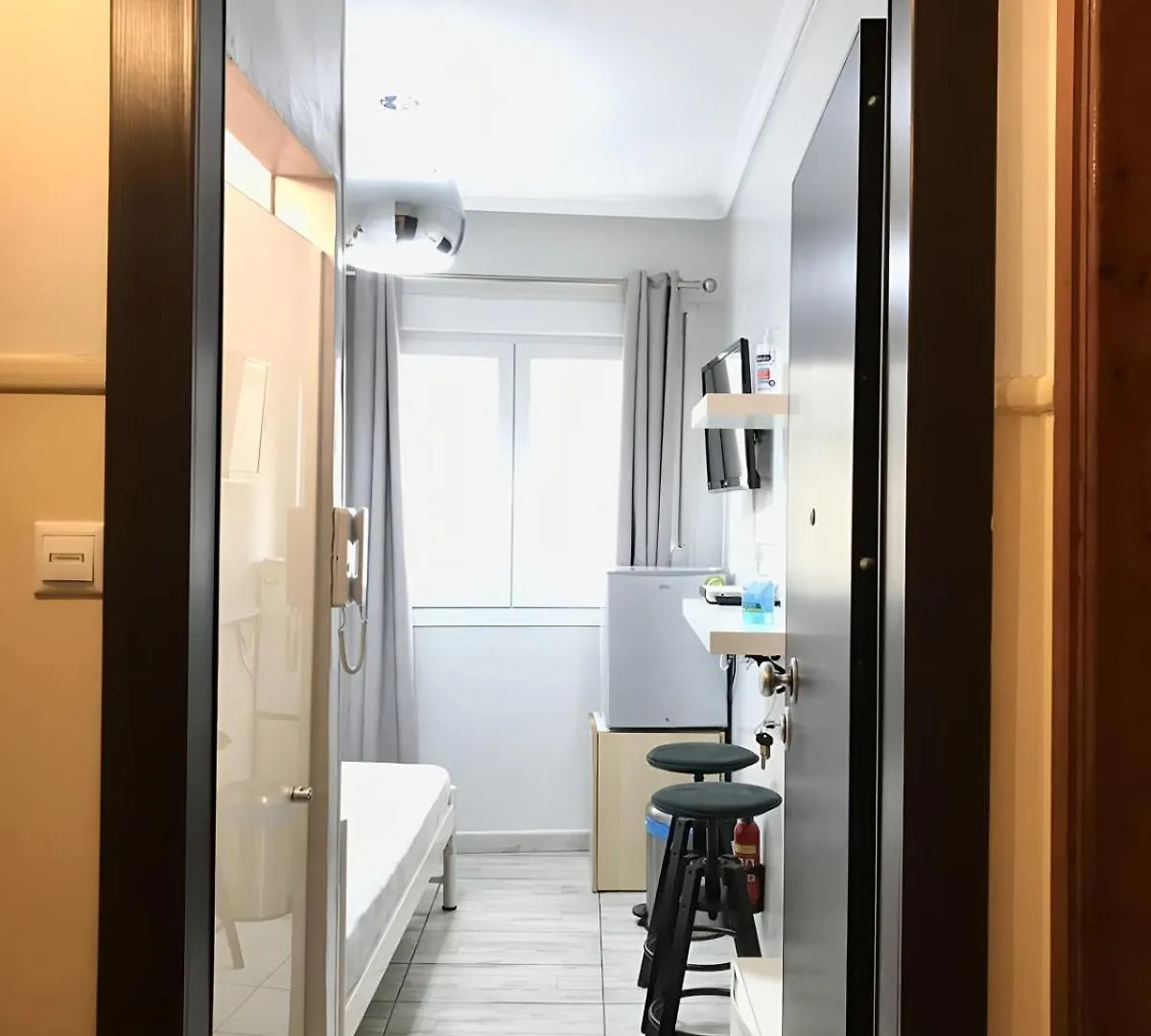 Apartment New Elegant Studio In The Center Of Thessaloniki Greece